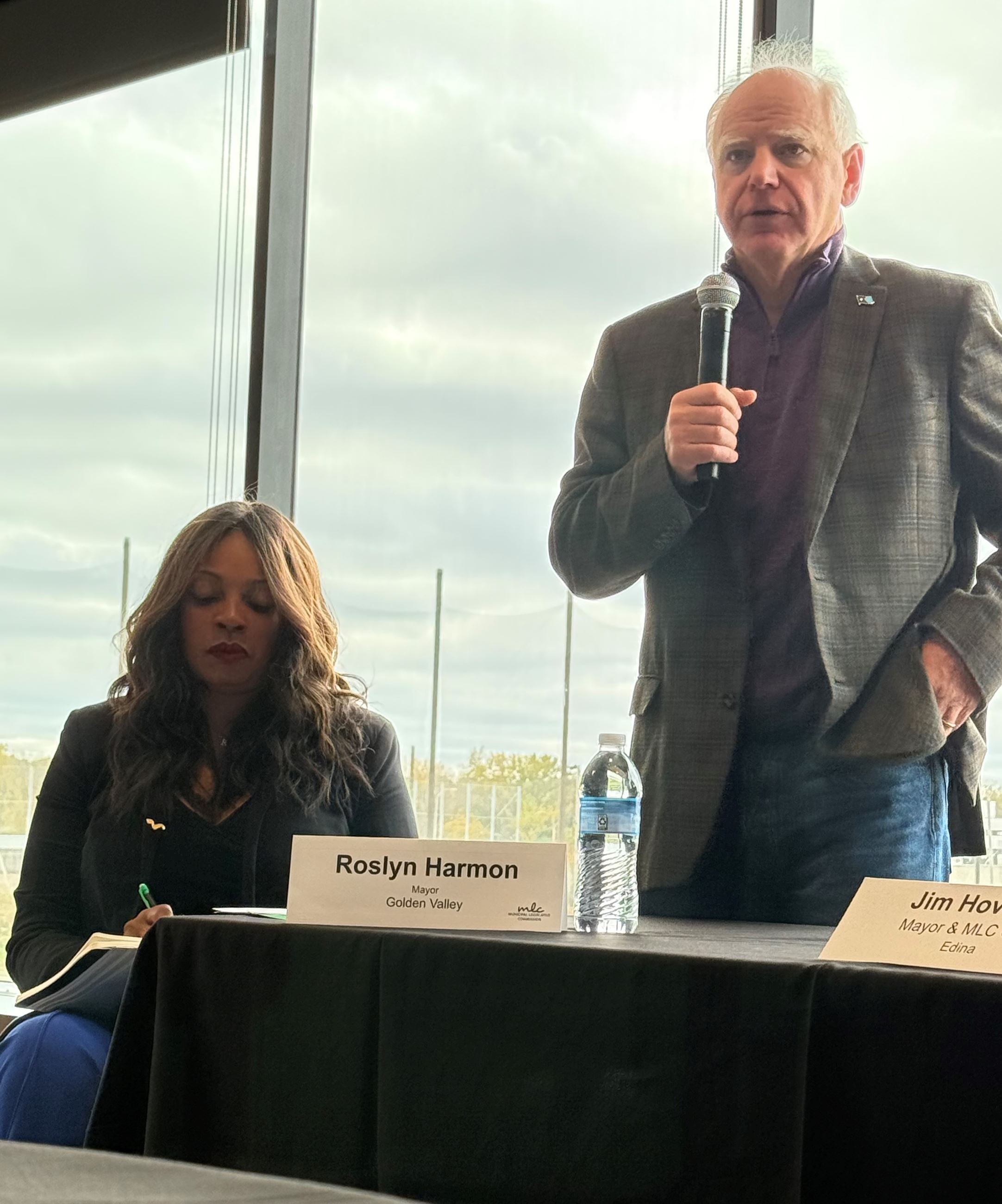 Governor Walz and Mayor Harmon at Brookview